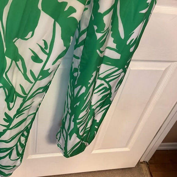 NWT Lilly Pulitzer for Target green and white jumpsuit with pockets - Picture 4 of 7